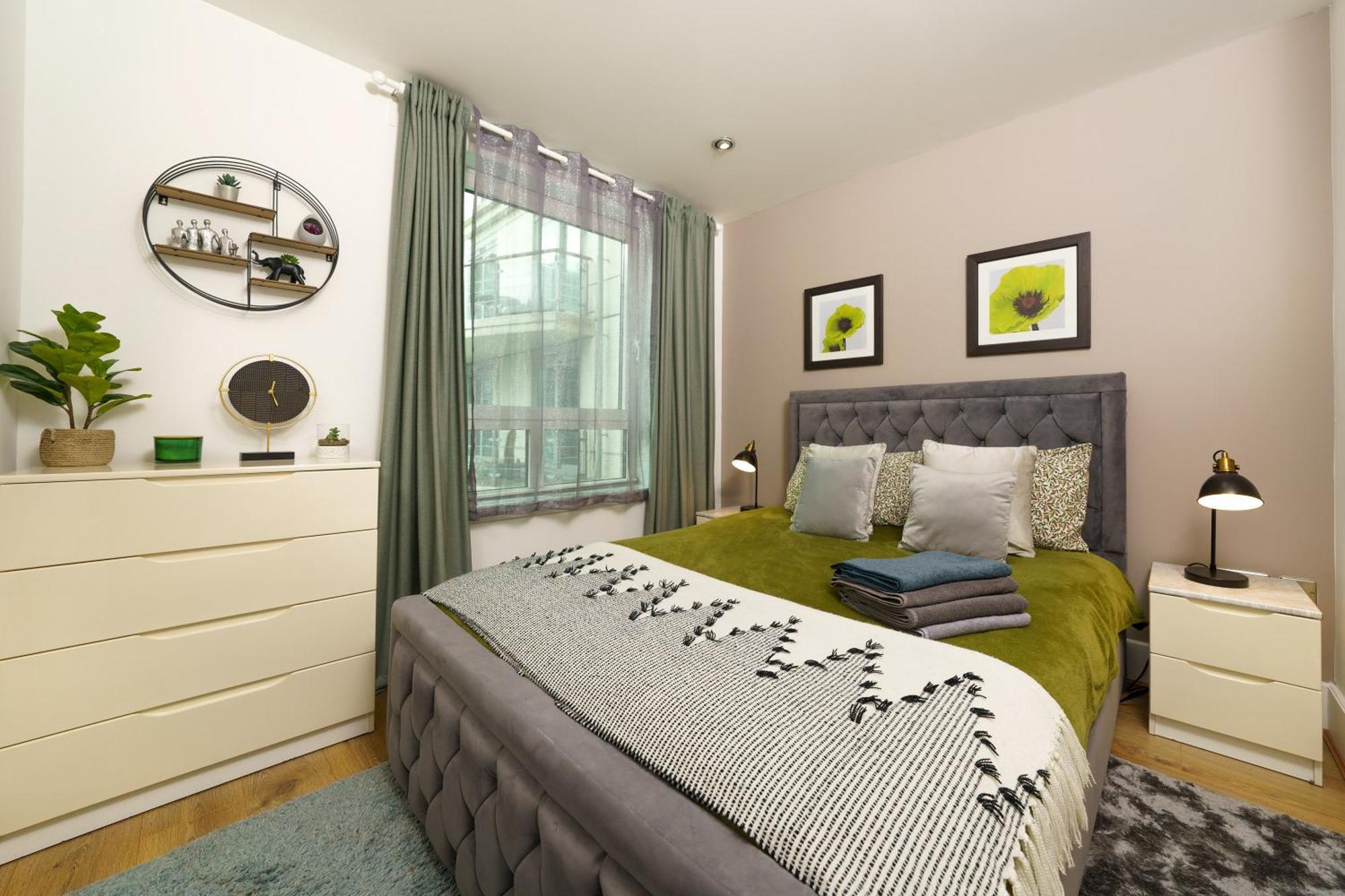Apartamento St George Wharf Londres Exterior foto