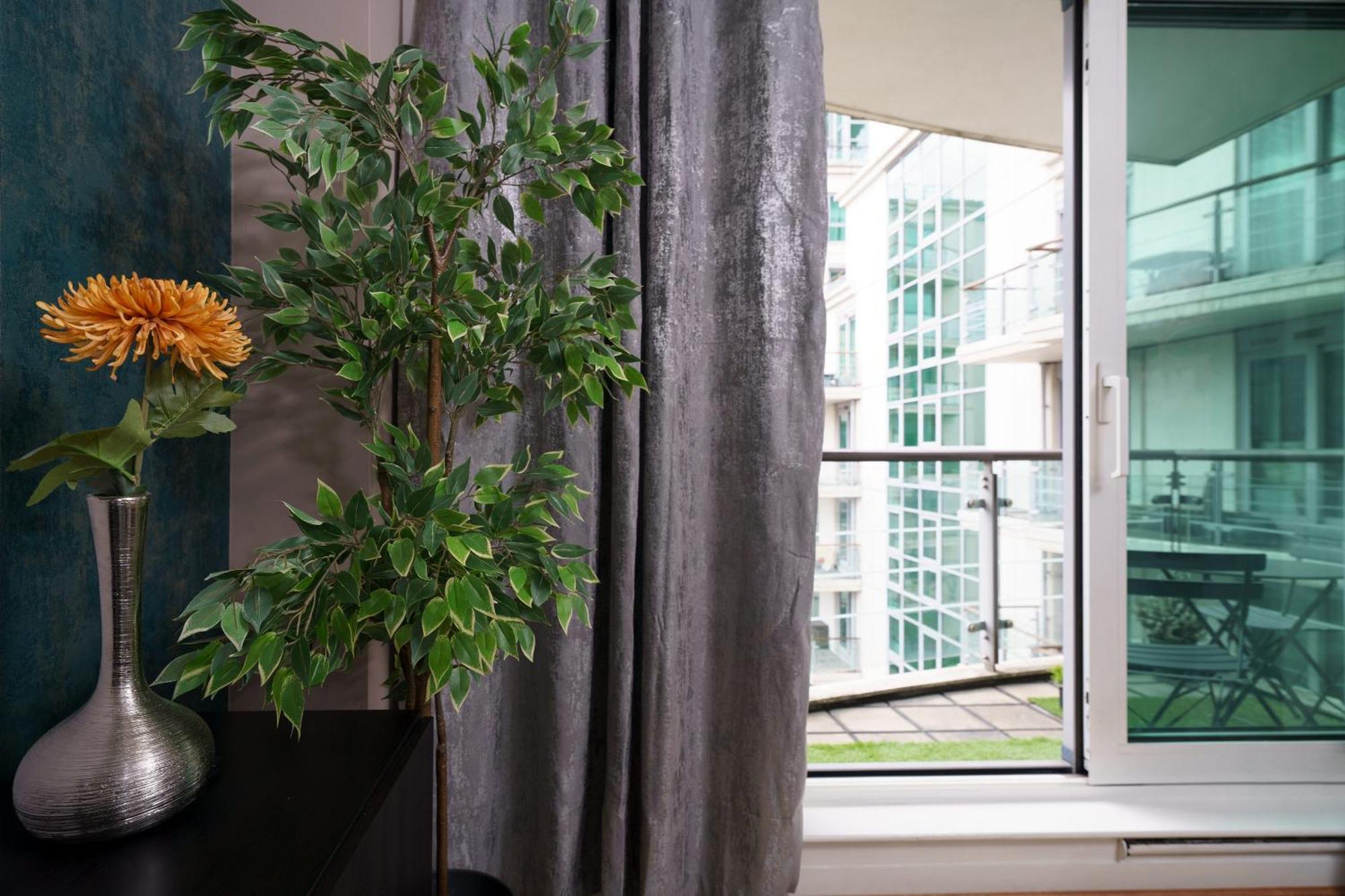 Apartamento St George Wharf Londres Exterior foto