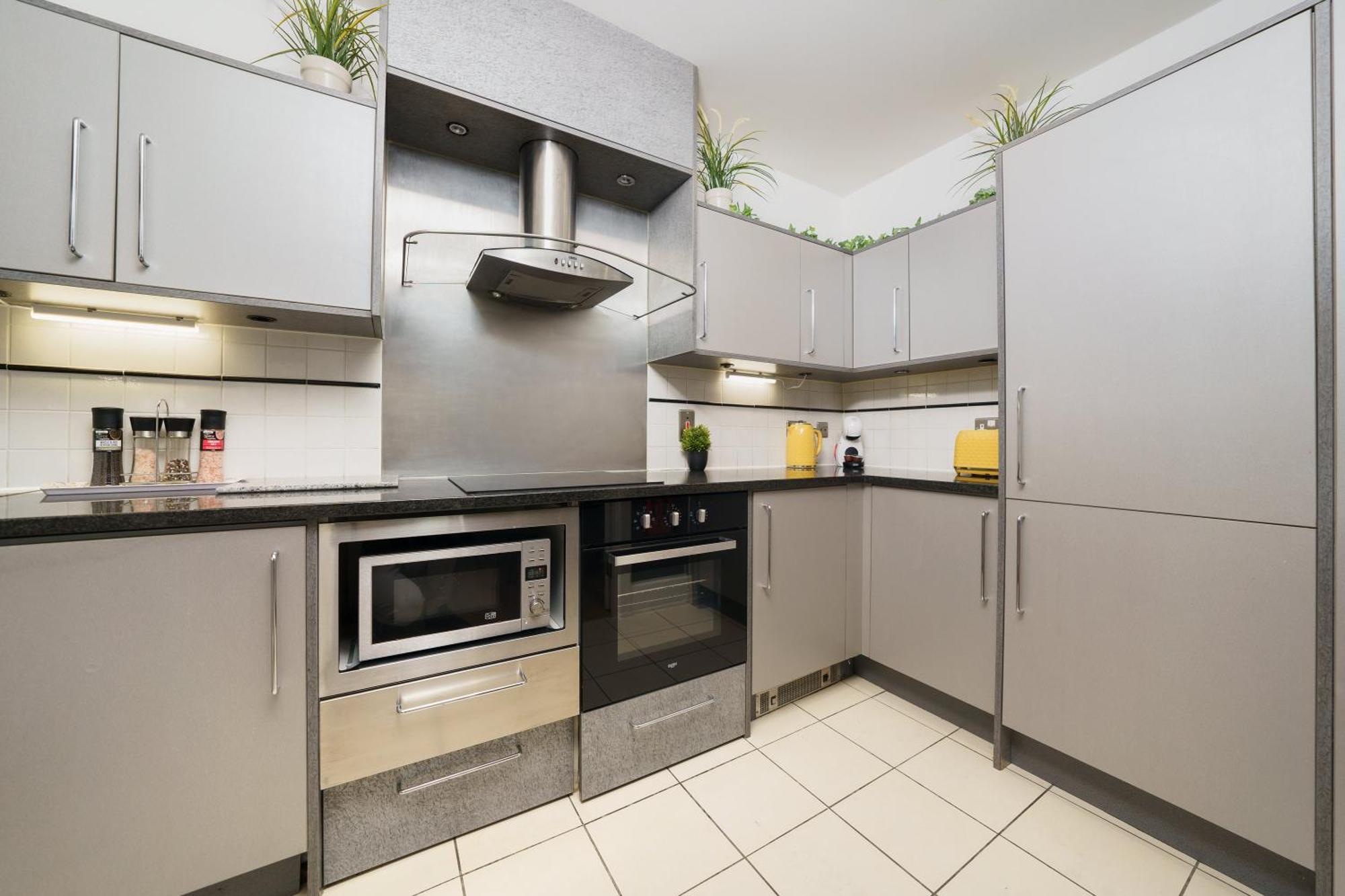 Apartamento St George Wharf Londres Exterior foto